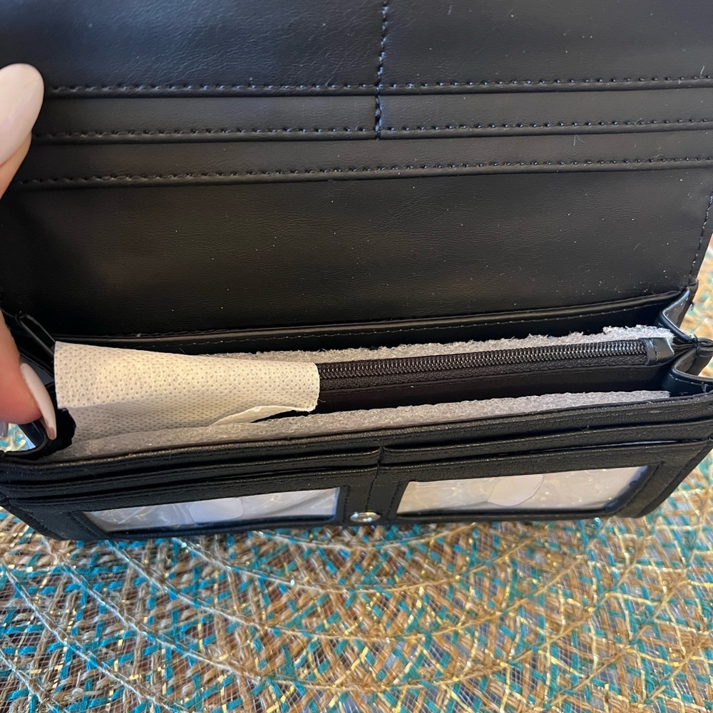 Nine West Wallet - Picture 3 of 4